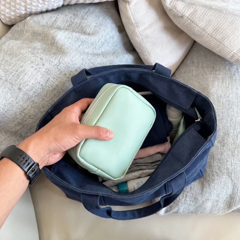 💊 14-Day Travel Pill Organizer Pouch – Reusable Writable Zip Sleeve Binder